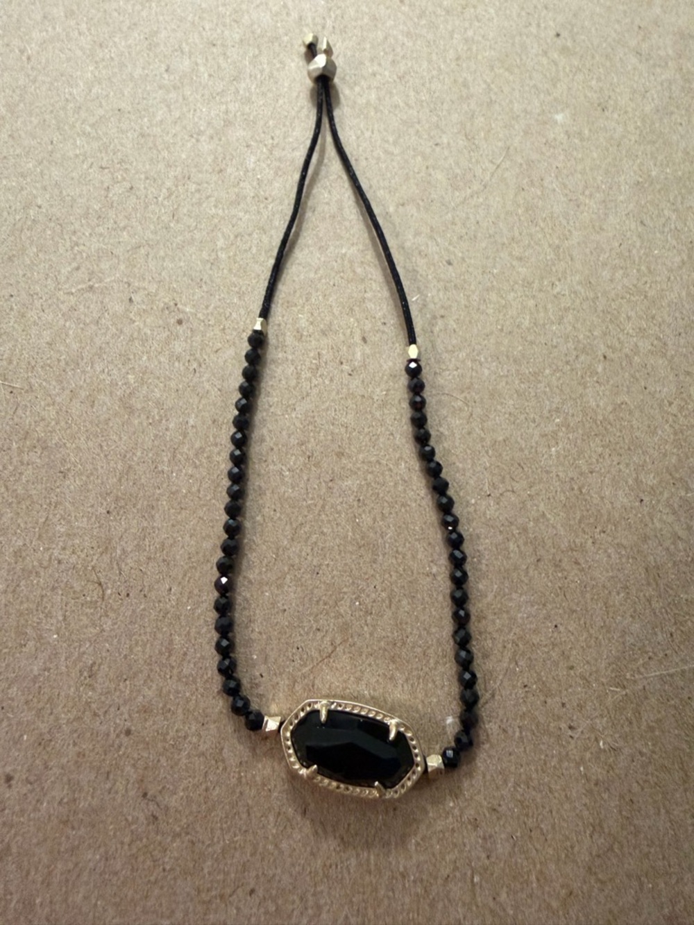 Kendra Scott Emery Beaded adjustable bracelet with Oval Black Pendant